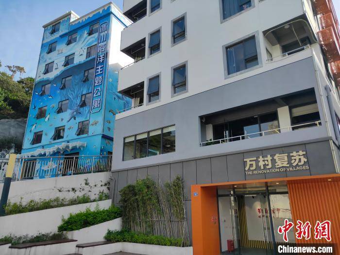 新澳門一碼一肖一特一中水果爺爺?shù)莫毺仫L采，澳門水果爺爺?shù)莫毺仫L采，一碼一肖一特一中展現(xiàn)的魅力