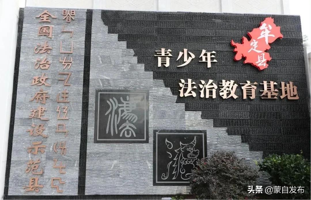 2025精準(zhǔn)資料免費(fèi)提供,精確分析解析說(shuō)明_1