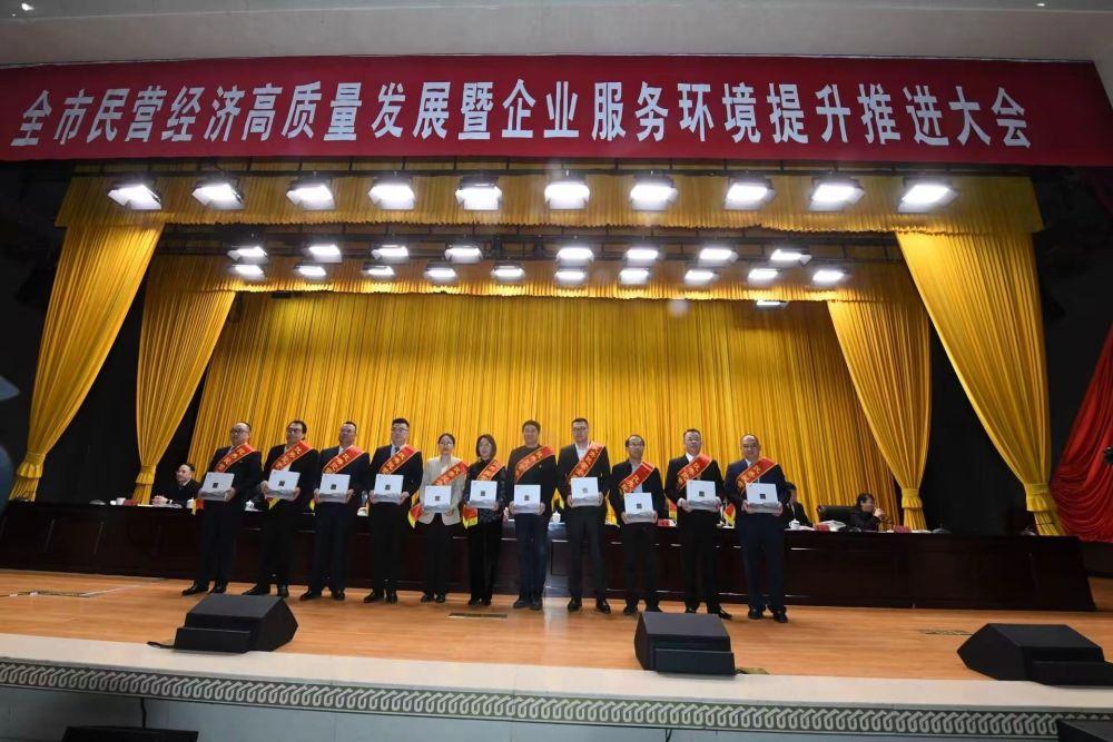 新澳全年免費(fèi)資料大全，新澳全年免費(fèi)資料大全匯總