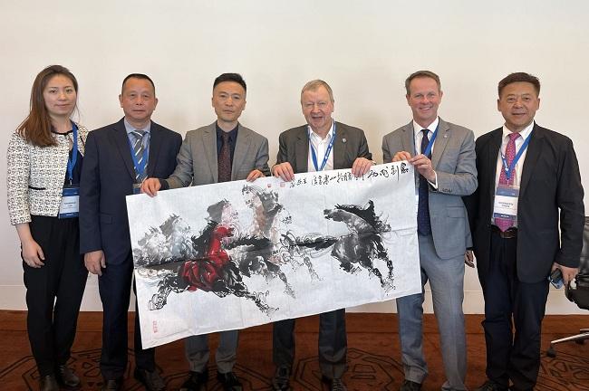 2025香港精準(zhǔn)資料大全公式，香港精準(zhǔn)資料大全公式揭秘（2025版）