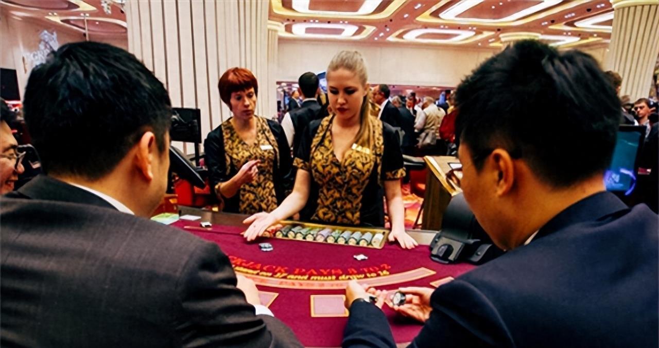 澳門精準(zhǔn)一笑一碼，揭秘100%準(zhǔn)確率的神秘面紗，澳門精準(zhǔn)一笑一碼，揭秘神秘百分百準(zhǔn)確率面紗