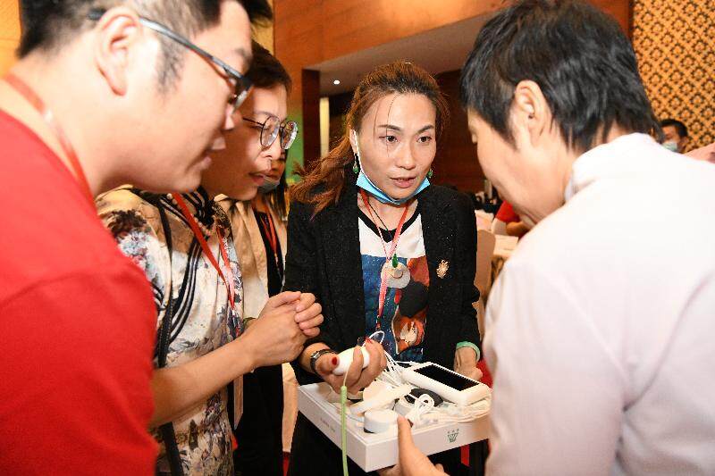 7822曾夫人論壇現(xiàn)場開狀，曾夫人論壇現(xiàn)場開狀，深度解讀與探討